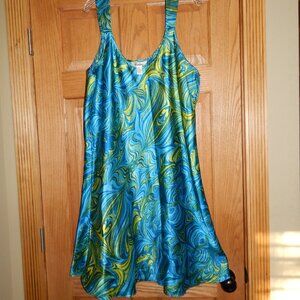 Women's Plus Size 2X WINLAR Swirl Pattern Slip Dress Chemise Gown Silky Satin
